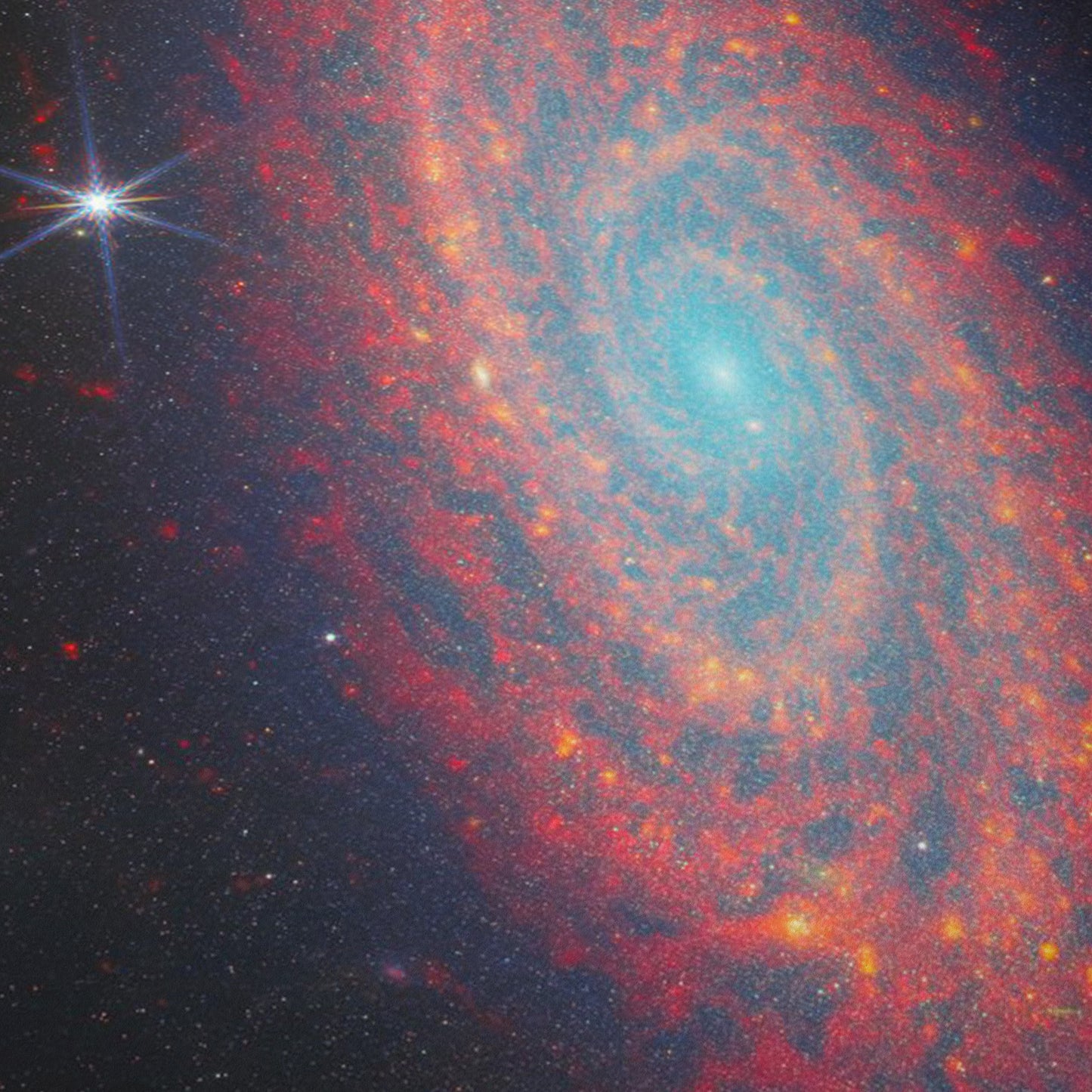 Webb’s near and mid-infrared view of spiral galaxy (NGC 2090)